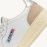 AUTRY MEDALIST LOW IN PELLE E SUEDE BIANCA E ARGENTO