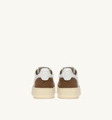 AUTRY MEDALIST LOW IN PELLE BIANCA E SUEDE TABACCO