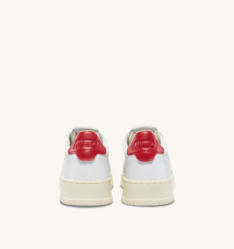 AUTRY SNEAKERS MEDALIST LOW IN PELLE BIANCA E ROSSO