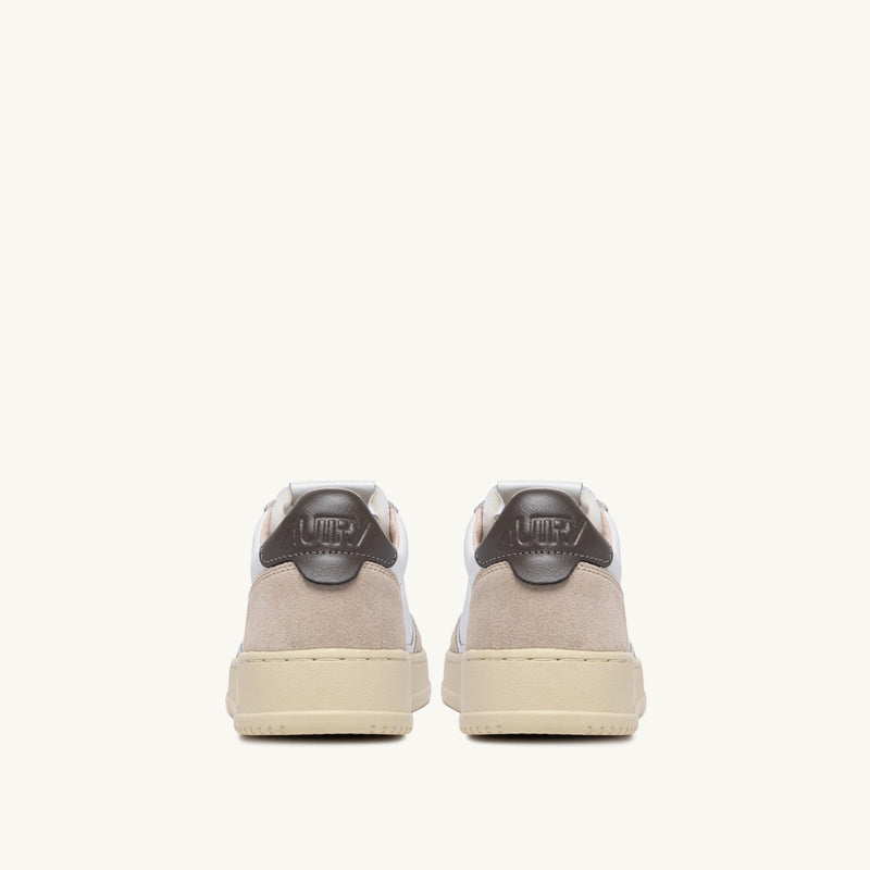 AUTRY MEDALIST LOW IN SUEDE E PELLE BIANCA E MOREL