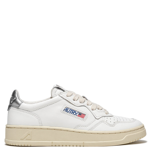 AUTRY SNEAKERS MEDALIST LOW IN PELLE BIANCA E ARGENTO